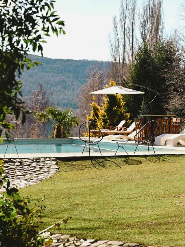 piscina en parque rotui