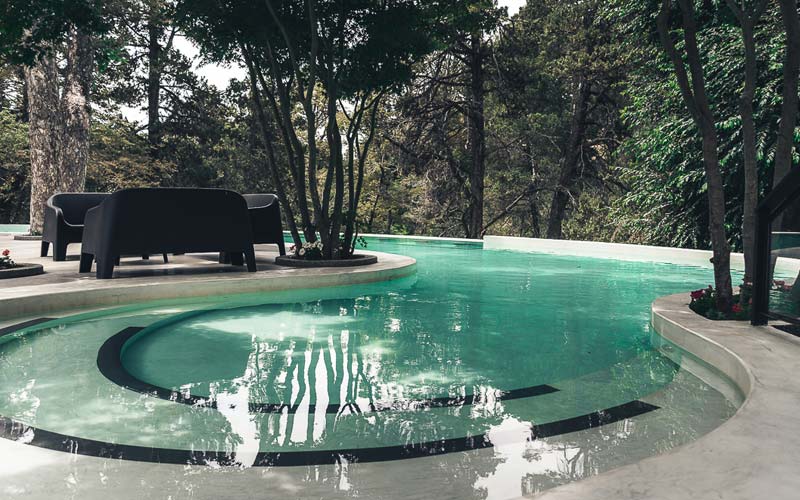 piscina spa rotui luxury village
